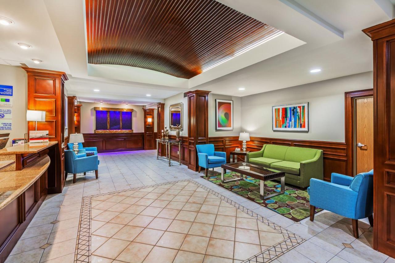 Holiday Inn Express & Suites - Pharr By Ihg Exterior foto