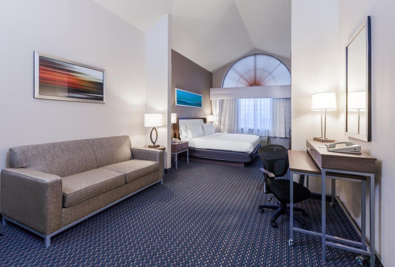 Holiday Inn Express & Suites - Pharr By Ihg Exterior foto